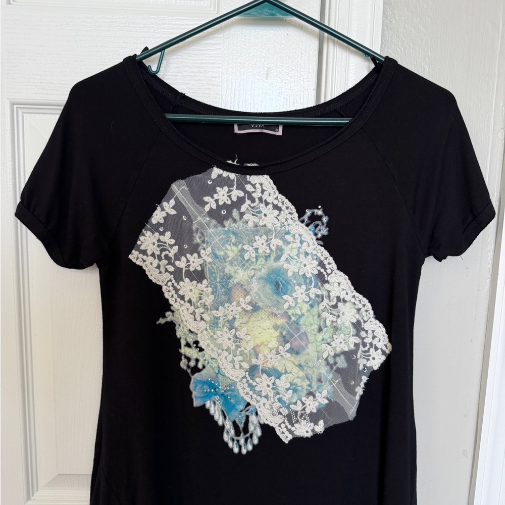 Women’s Black Short Sleeve Tunic Size S Asymmetrical Cottage Core Artsy Print

b